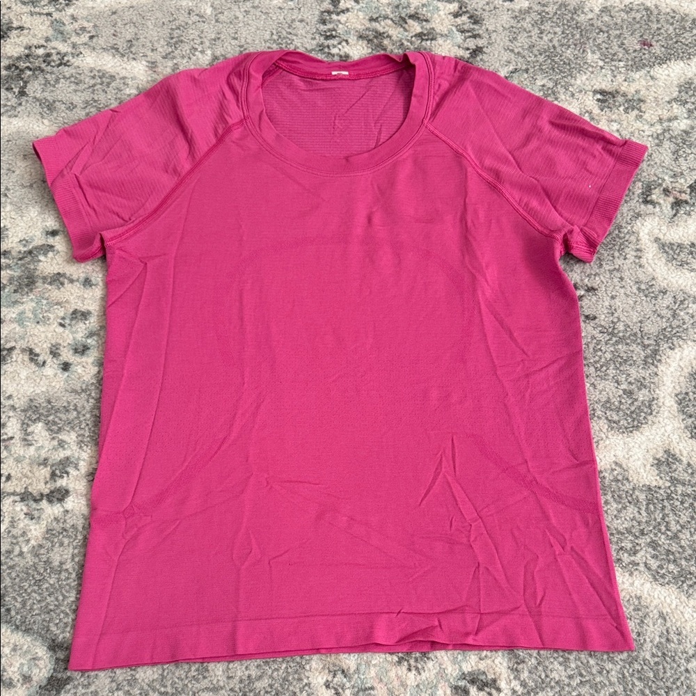 Lululemon Swiftly Tech Short Sleeve